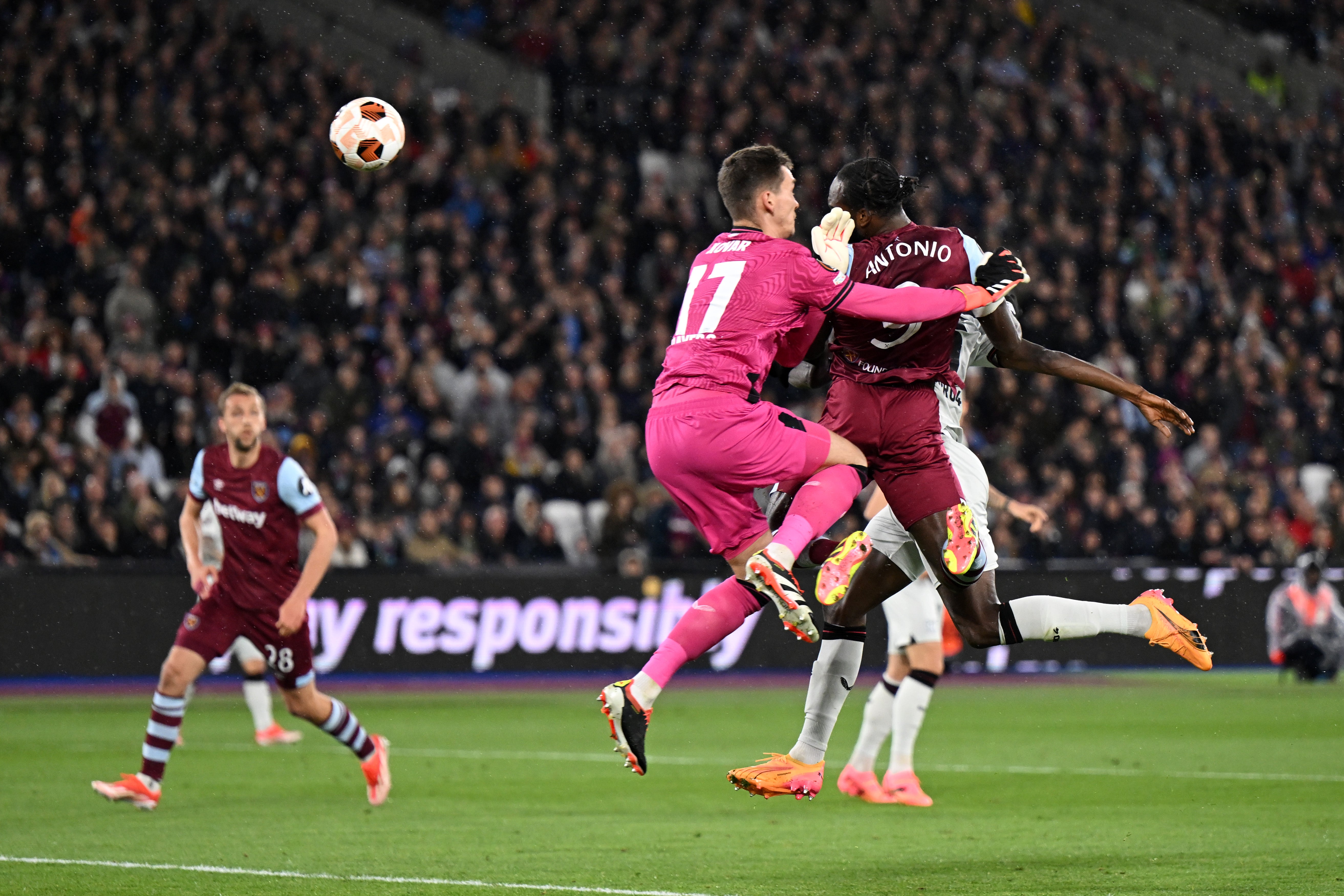 Michail Antonio halved the deficit in the tie with a brave header