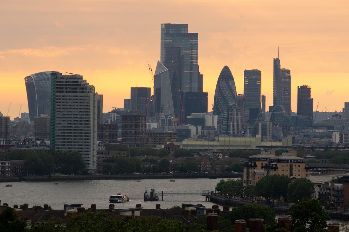 UK banks set to report lower earnings as they retreat from 2023 highs