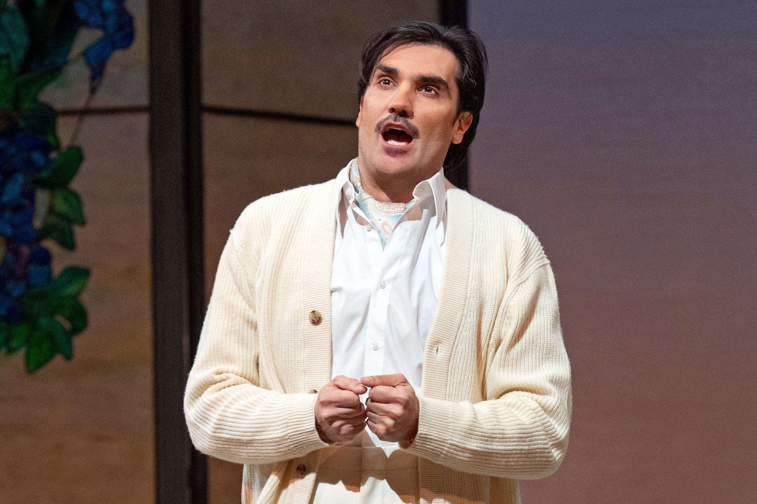 Jonathan Tetelman recalls his journey from a nightclub DJ to an international opera star - Vimarsana News