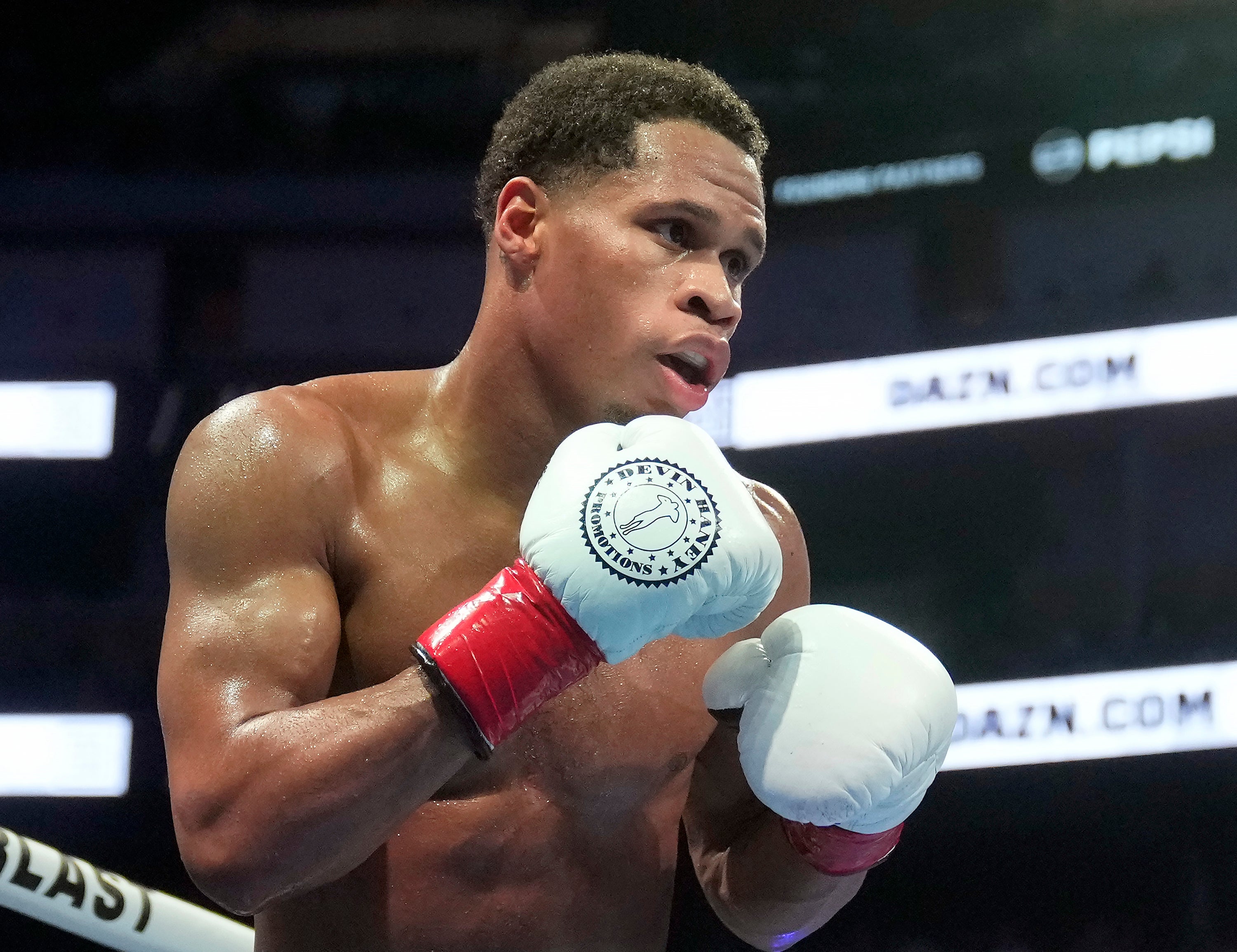 Devin Haney outpointed Jose Ramirez but was far from his confident best