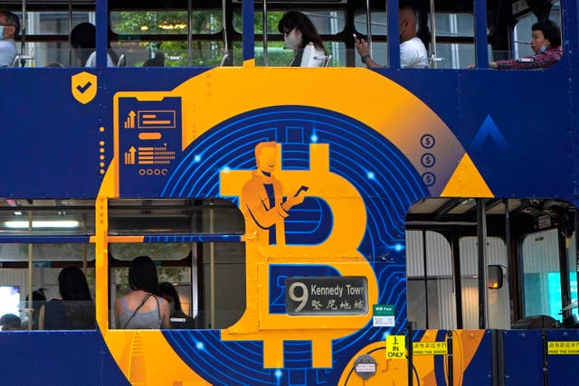 AP EXPLICA-BITCOIN-DIVISIÓN
