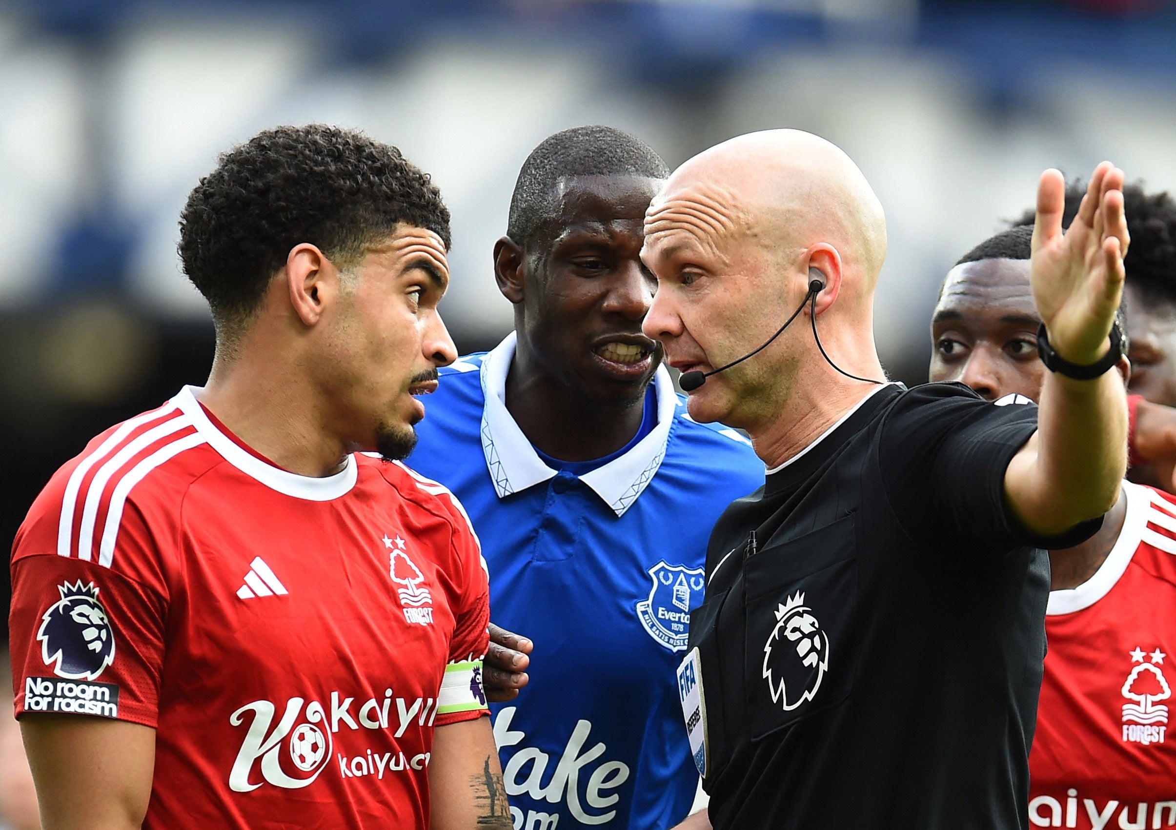 Forest’s Morgan Gibbs-White complains to referee Anthony Taylor
