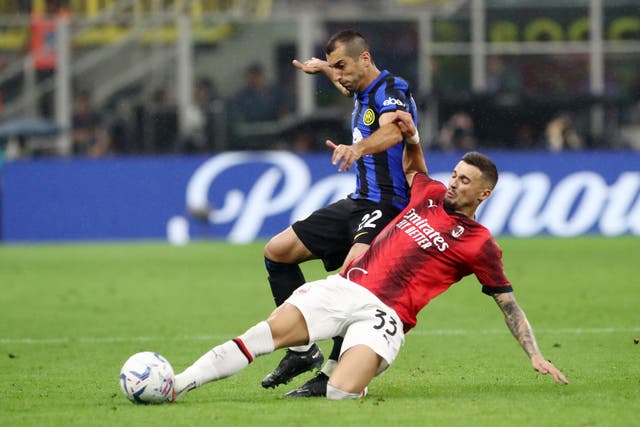 <p>Inter Milan take on AC Milan seeking the Serie A title </p>