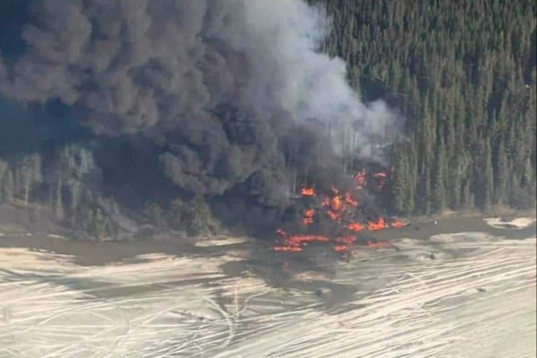 Pictures showed a flaming wreckage, with a tall plume of smoke rising into the area, near to the Tanana River