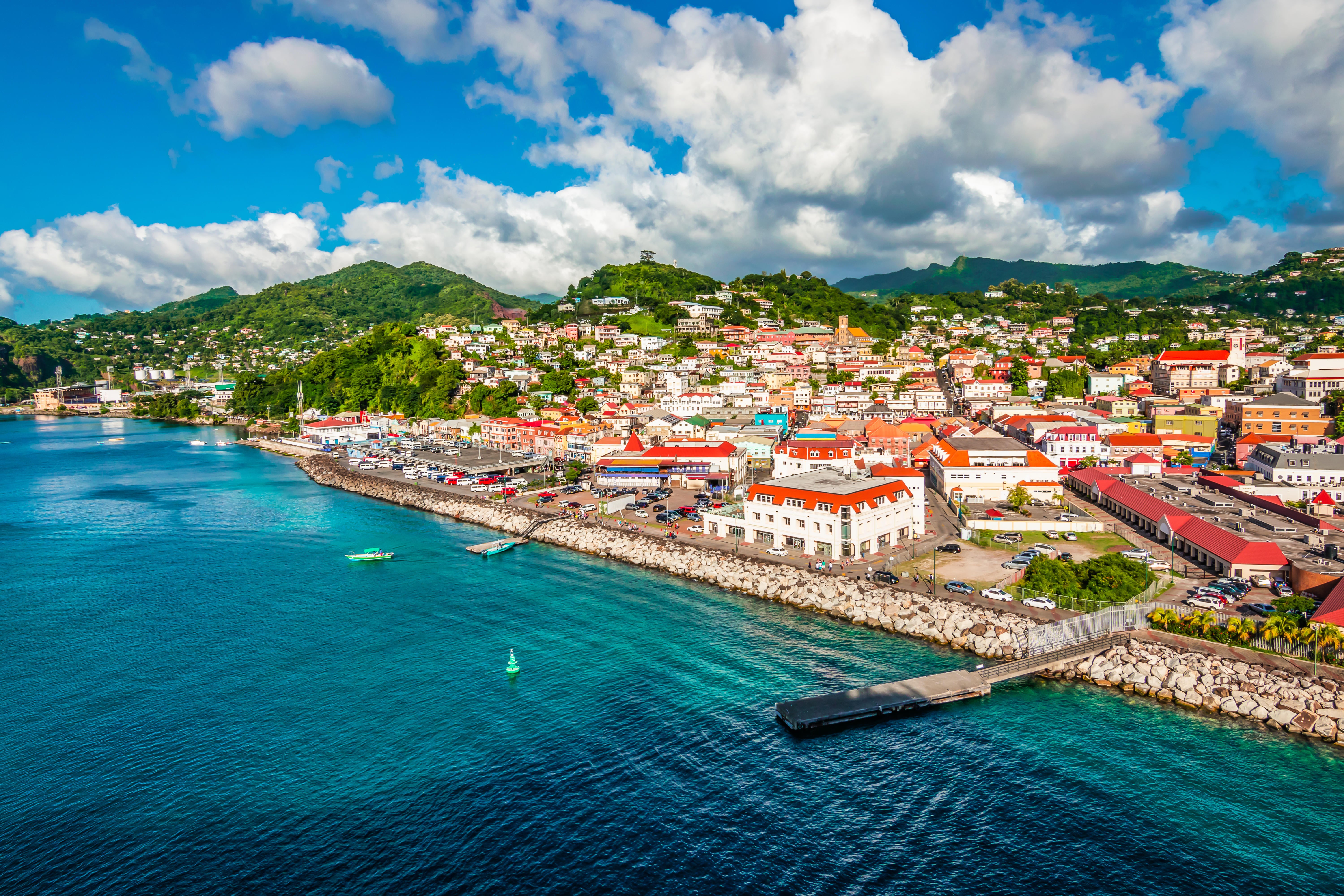 Dive into the vibrant islands of Grenada and discover a real feast for the senses