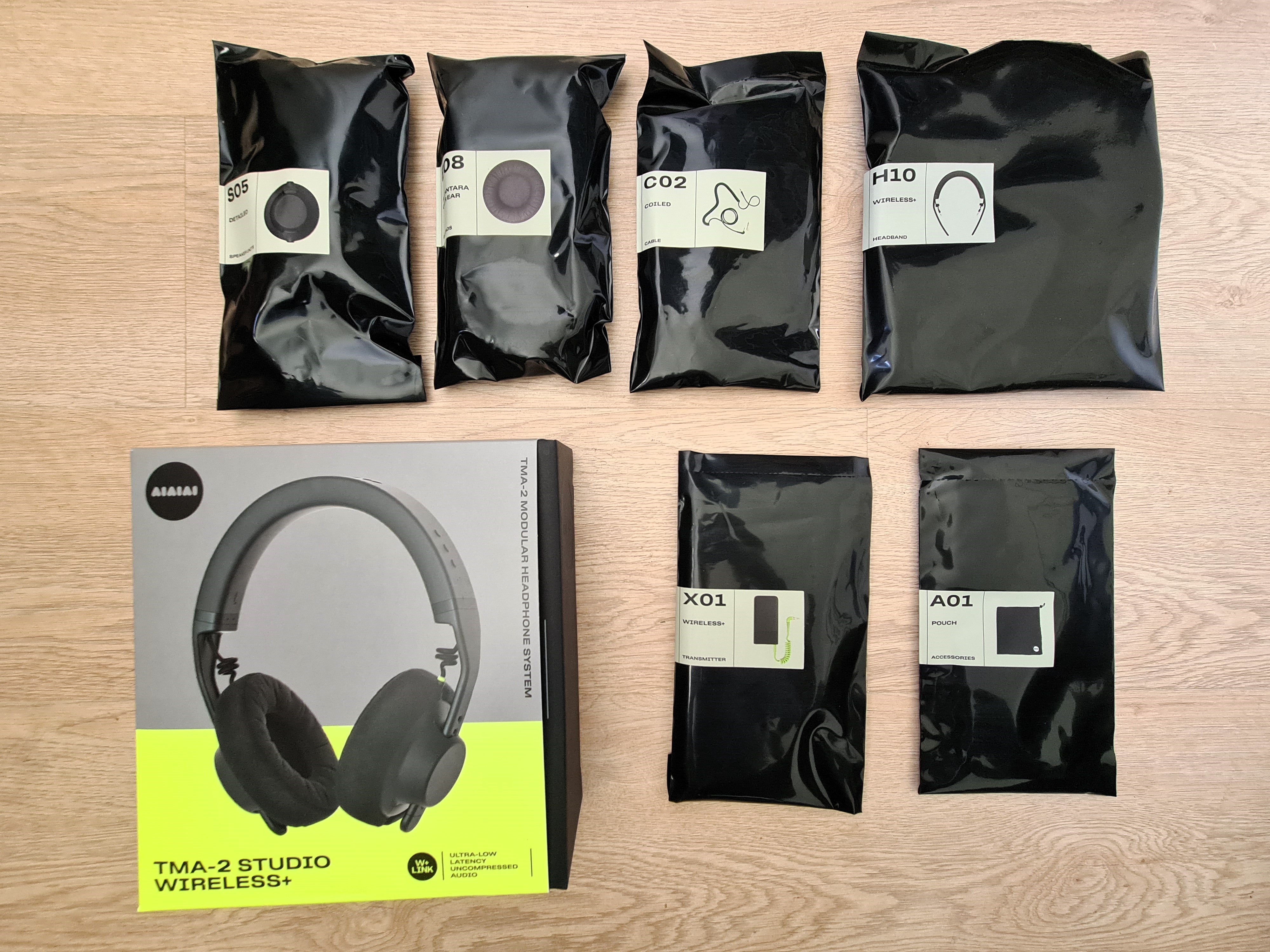 Unboxing the AIAIAI TMA-2 Studio Wireless+ headphones
