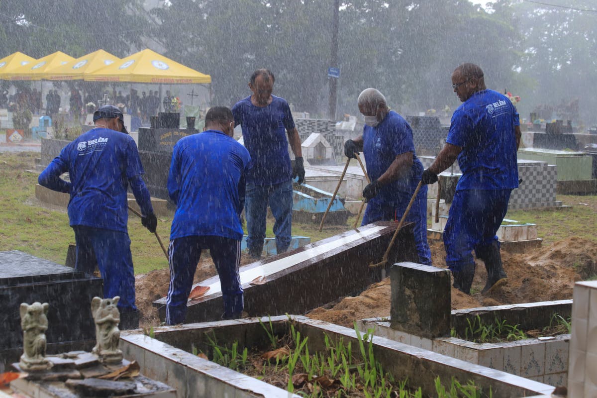 Brazilian authorities bury deceased migrants who drifted in African boat to the Amazon