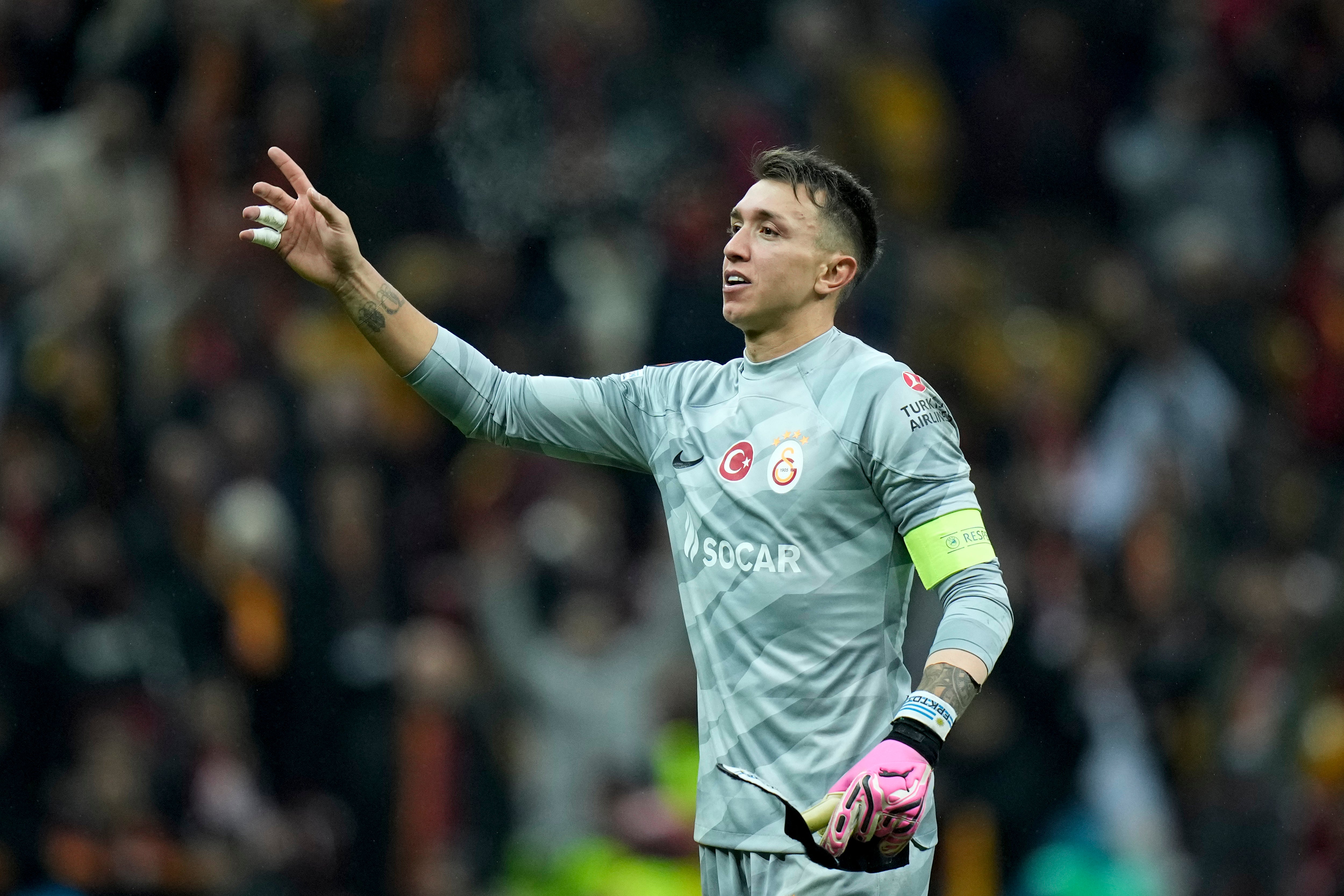 FERNANDO MUSLERA