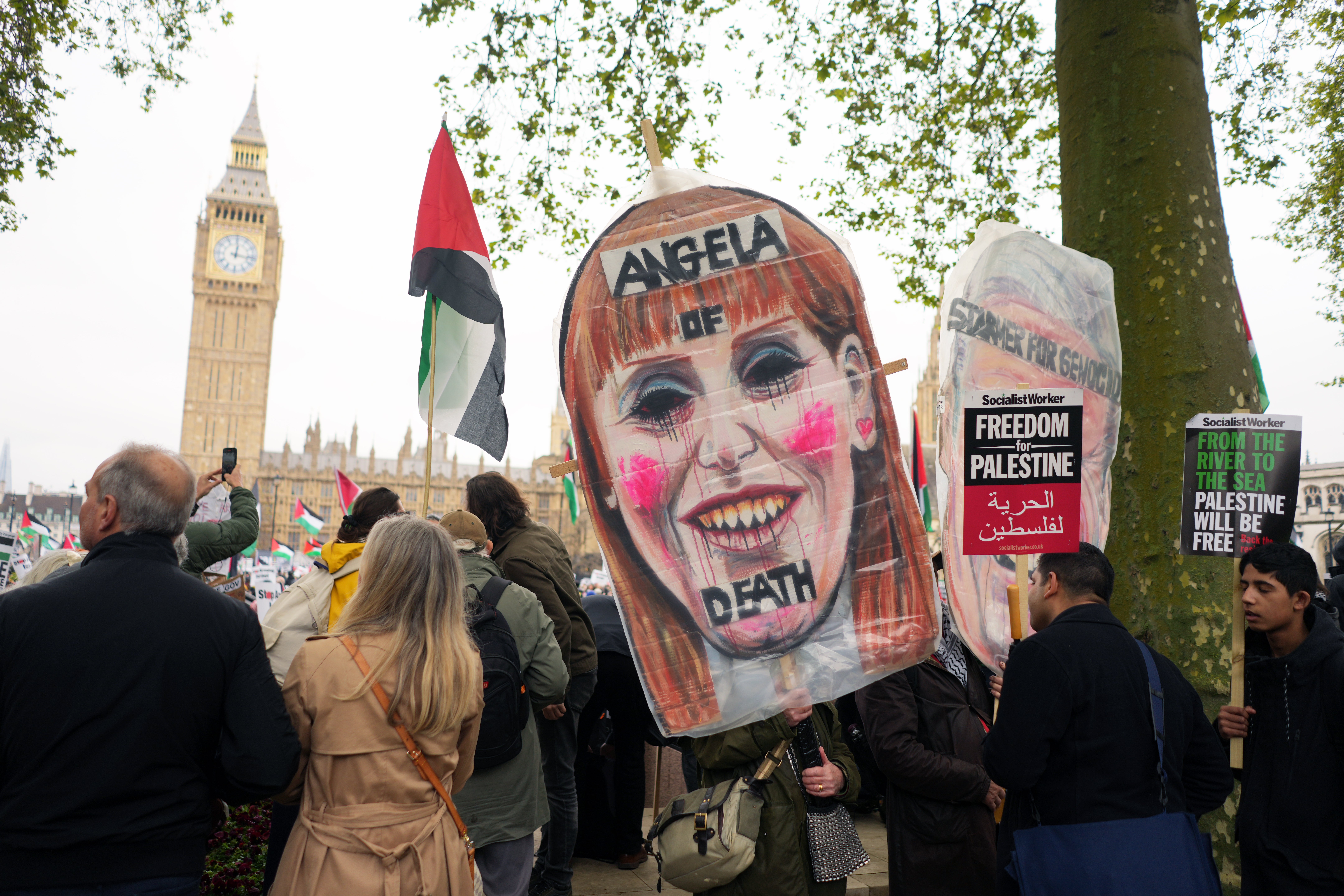 The Palestine Solidarity Campaign set off from Parliament Sqaure shortly before 1pm on Saturday