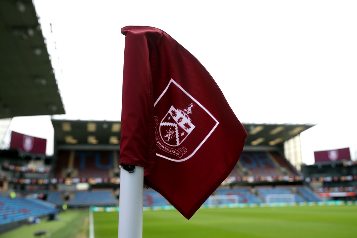 Burnley vow to ‘identify and prosecute’ tragedy-related chanting fans at Man Utd