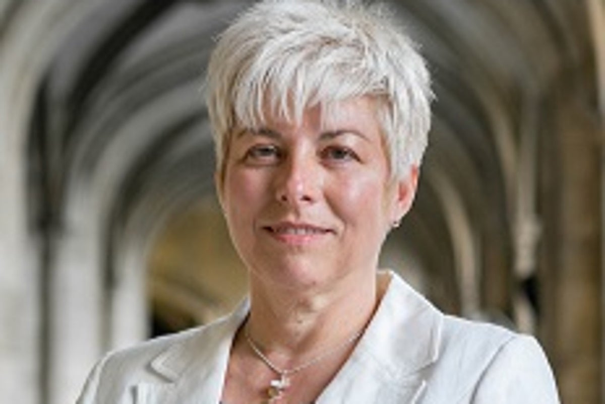 Three former Tory MPs defect to Farage’s Reform