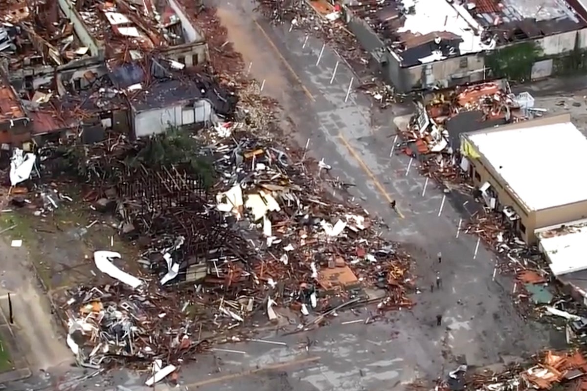 Oklahoma towns hard hit by tornadoes begin long cleanup after 4 killed ...