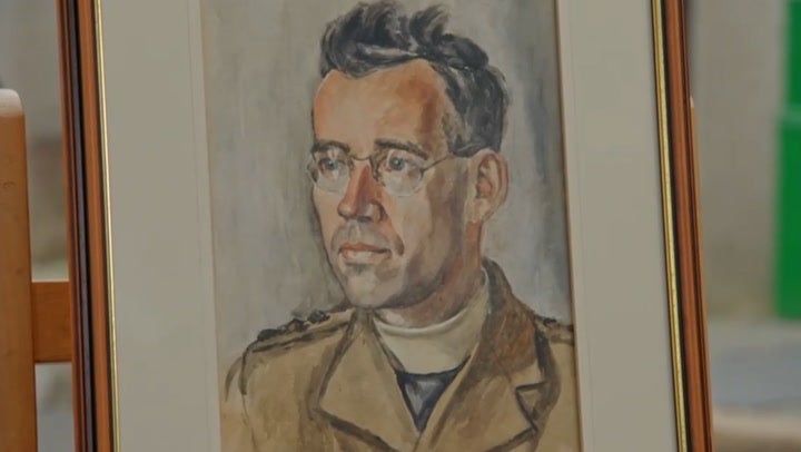 <p>BBC Antiques Roadshow expert refuses to value Second World War painting due to back story.</p>