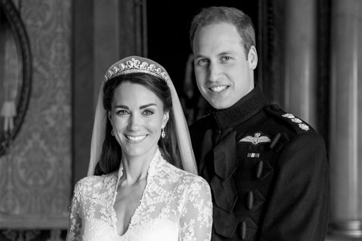 Royal news – live: William and Kate release unseen wedding photo to mark anniversary as Harry to return to UK
