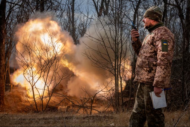 <p>Firing on the front line near Bakhmut in the Donetsk region</p>