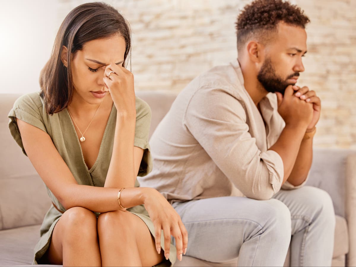 Mother applauded for allowing children to bother husband during work meeting