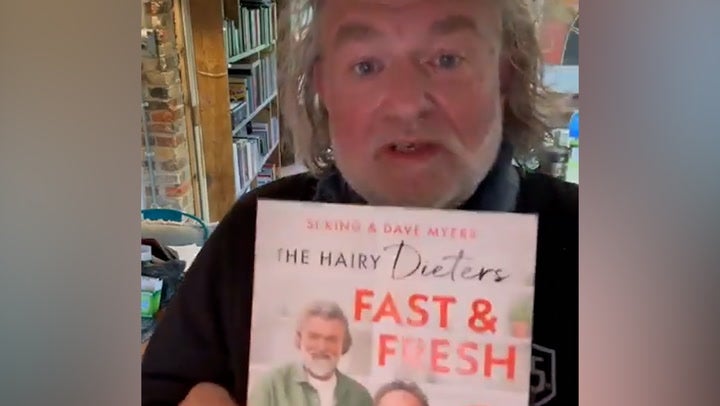 <p>Hairy Bikers’ Si King pays tribute to Dave Myers in video message promoting last project.</p>