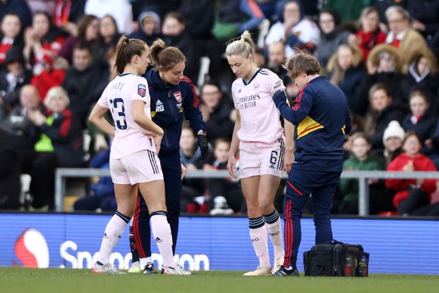 <p>Leah Williamson suffered an ACL injury last year which ruled the England captain out of the World Cup </p>
