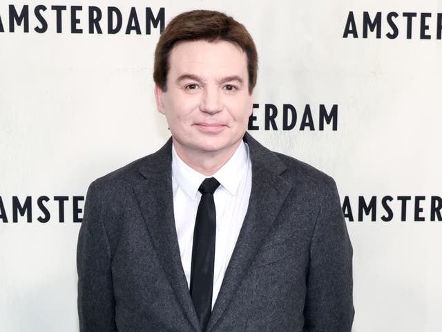 <p>Mike Myers debuts new silver hair at the Dolby Theatre in Los Angeles </p>