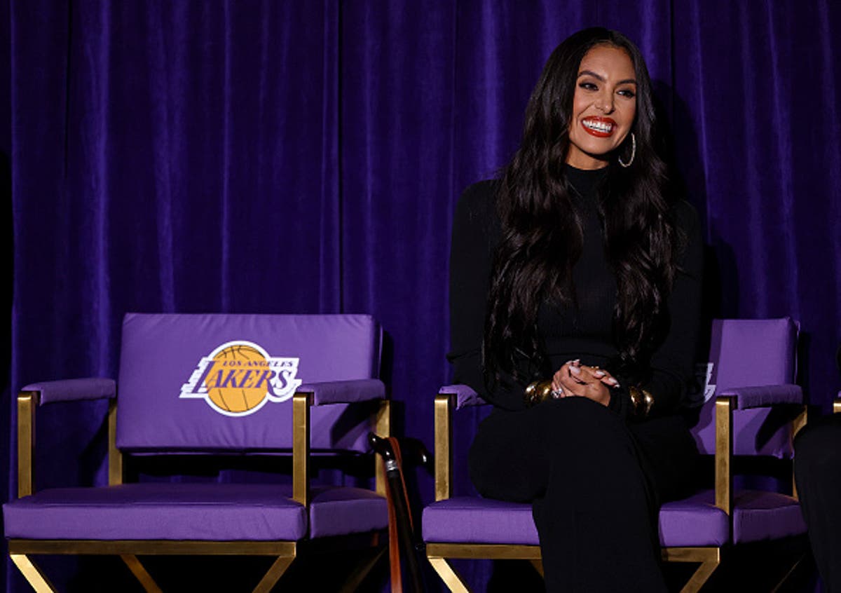 Vanessa Bryant shares heartfelt post to celebrate late daughter’s 18th birthday 