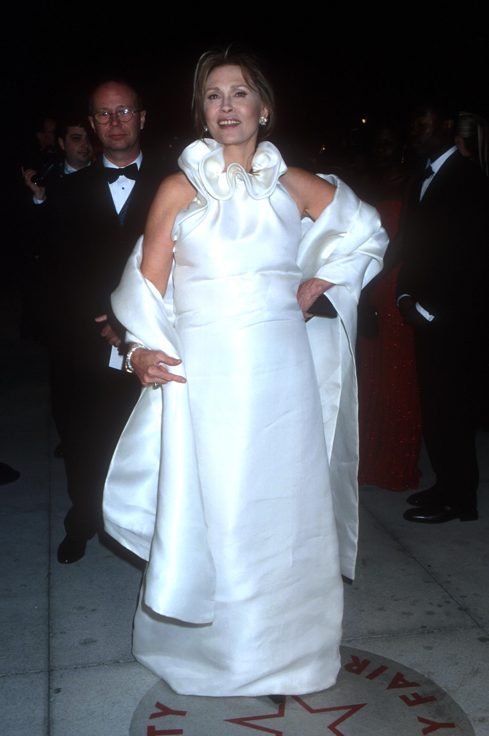 Dunaway at the Vanity Fair Oscars party in 2000
