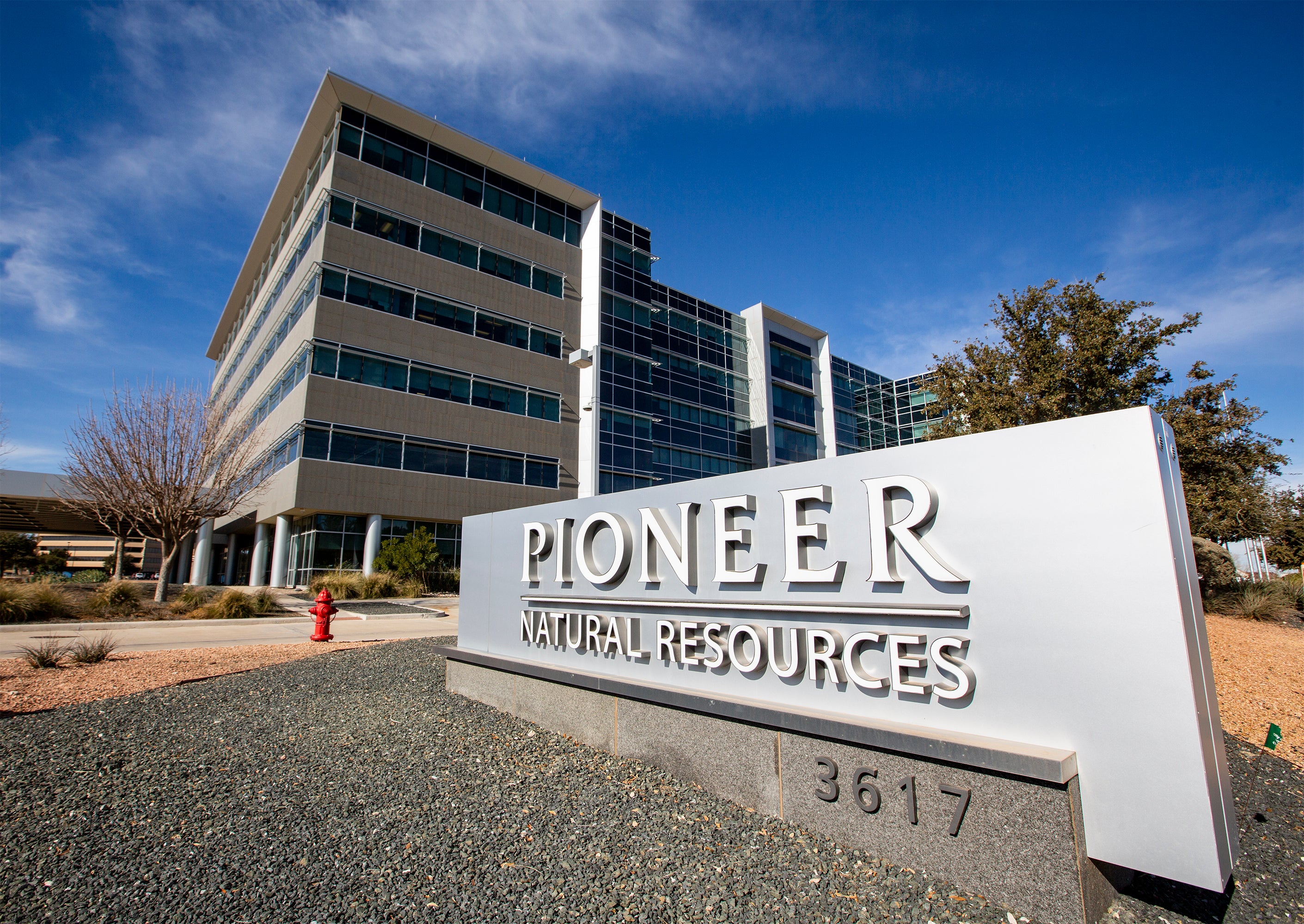 Exxon Mobil Deal With Pioneer Gets FTC Nod But Former Pioneer CEO 