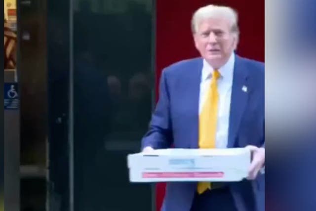 <p>Donald Trump hands out pizza to New York firefighters as UCLA riots plague city.</p>