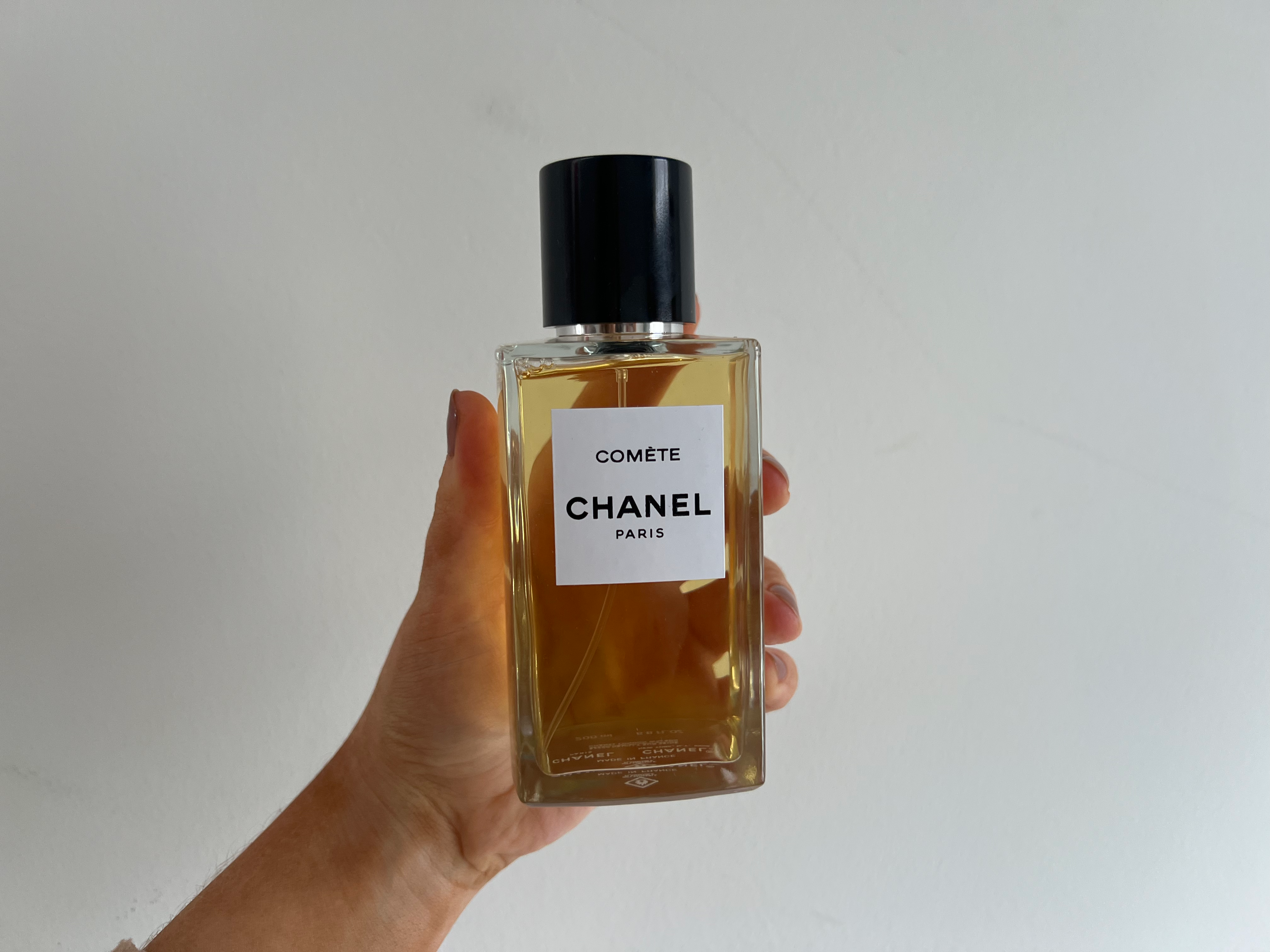 I’ve been spritzing this scent to see if it’s worth adding to your perfume collection