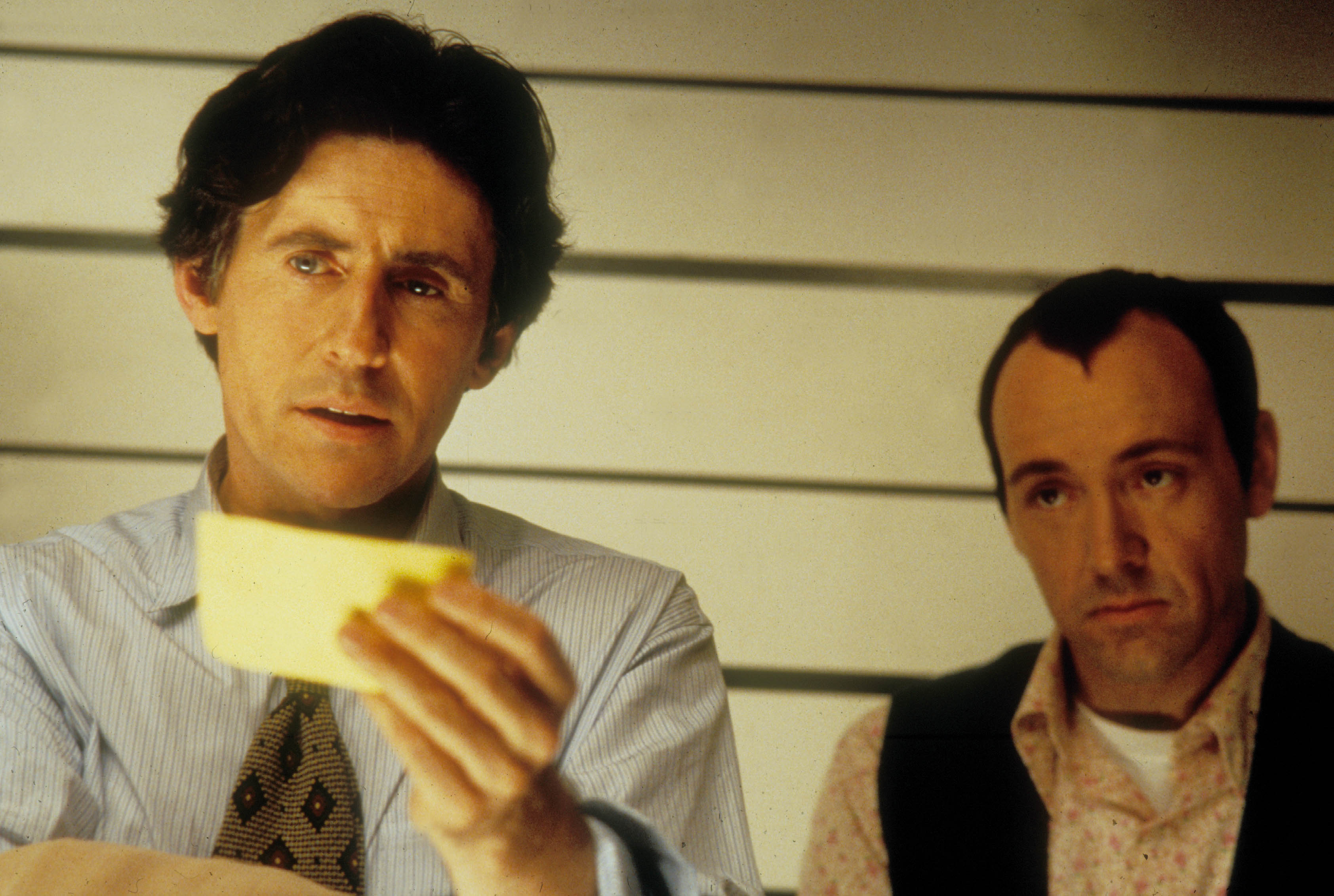 Spacey in the film that won him his first Oscar, ‘The Usual Suspects’, with Gabriel Byrne