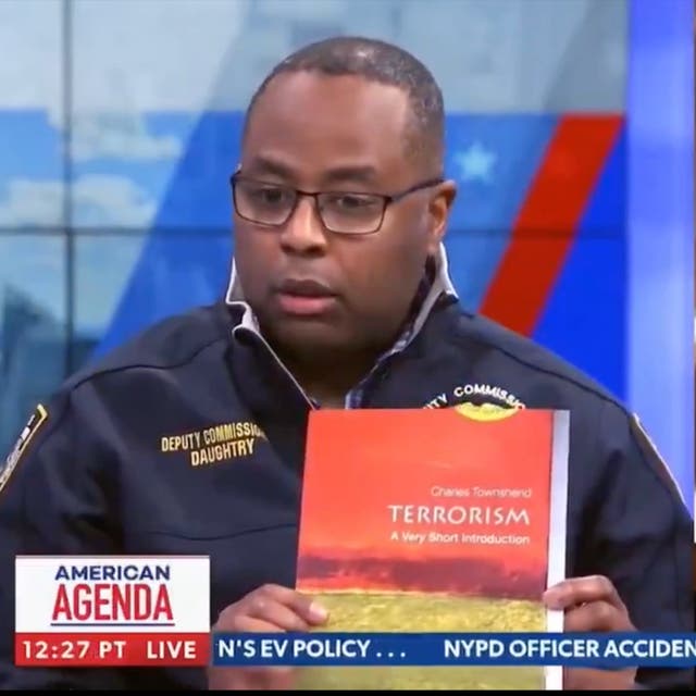 <p>NYPD Deputy Commissioner shows terrorism book as proof of ‘outside agitators’ on Columbia’s campus</p>