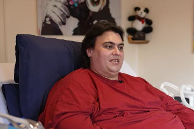 <p>Jason Holton, known to be the UK’s heaviest man, has died aged 33</p>