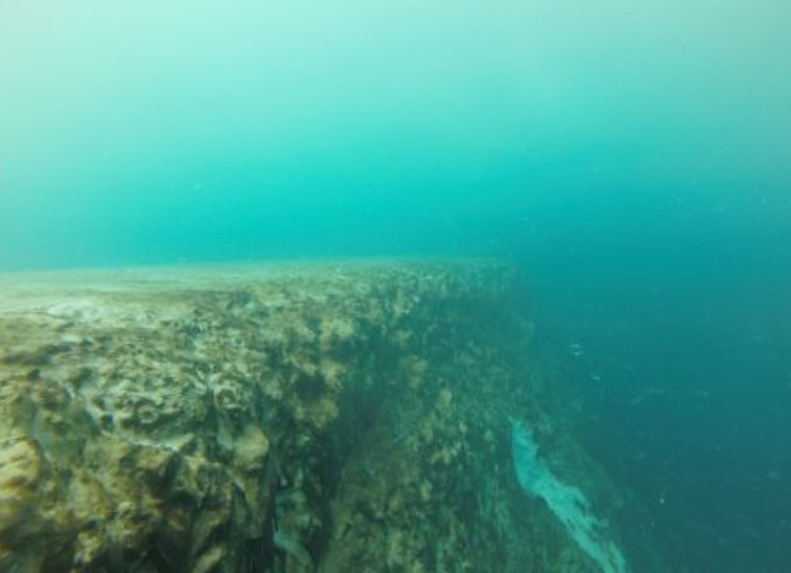 <p>Taam ja’ Blue Hole in Chetumal Bay, Mexico</p>