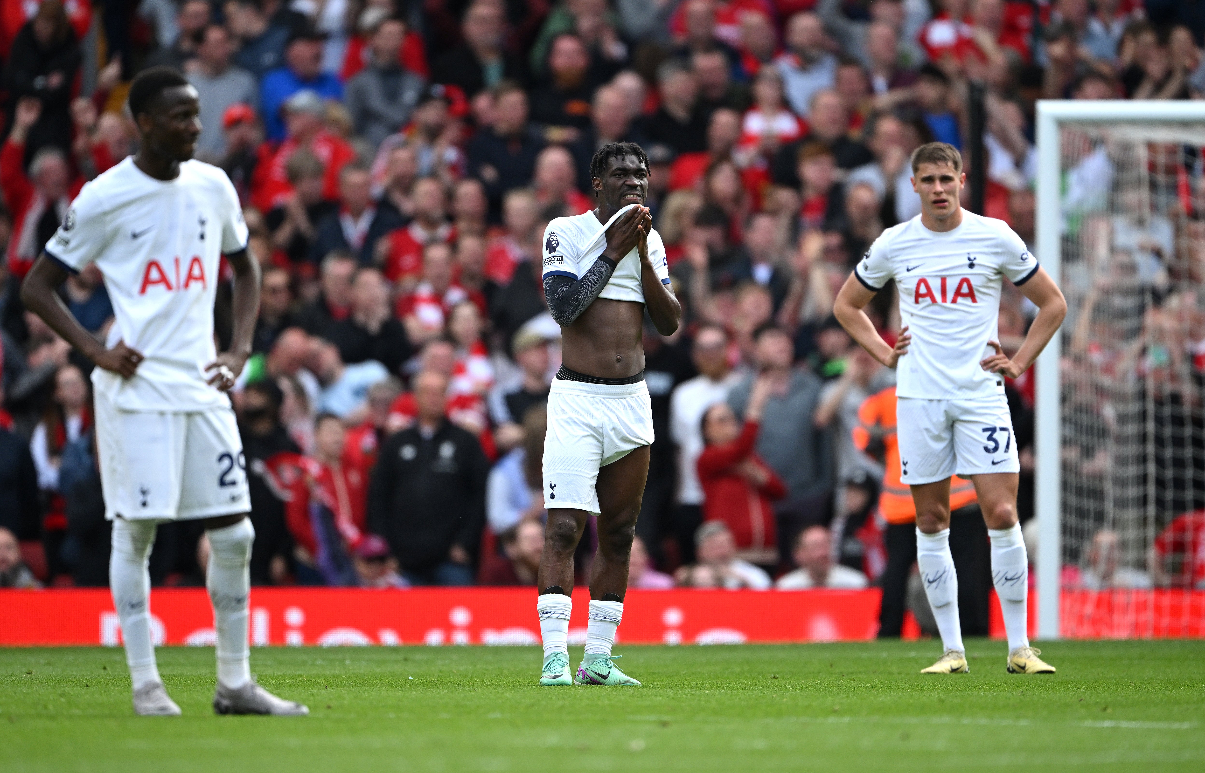 Yves Bissouma of Tottenham Hotspur looks dejected after Harvey Elliott scores for Liverpool