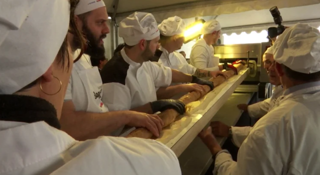 <p>French bakers beat Guinness World Record with longest baguette</p>