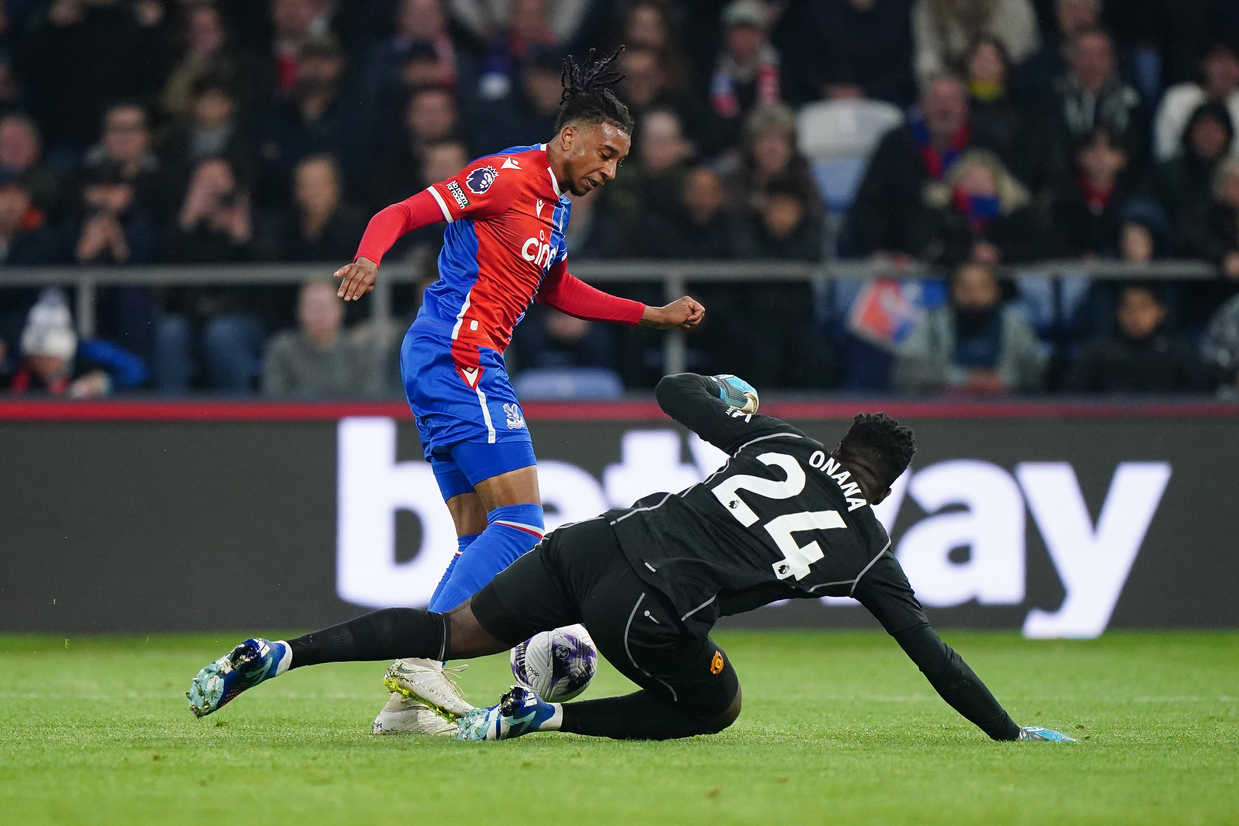 Crystal Palace vs Man Utd LIVE: Premier League score and updates as  Jean-Philippe Mateta doubles hosts' lead | The Independent