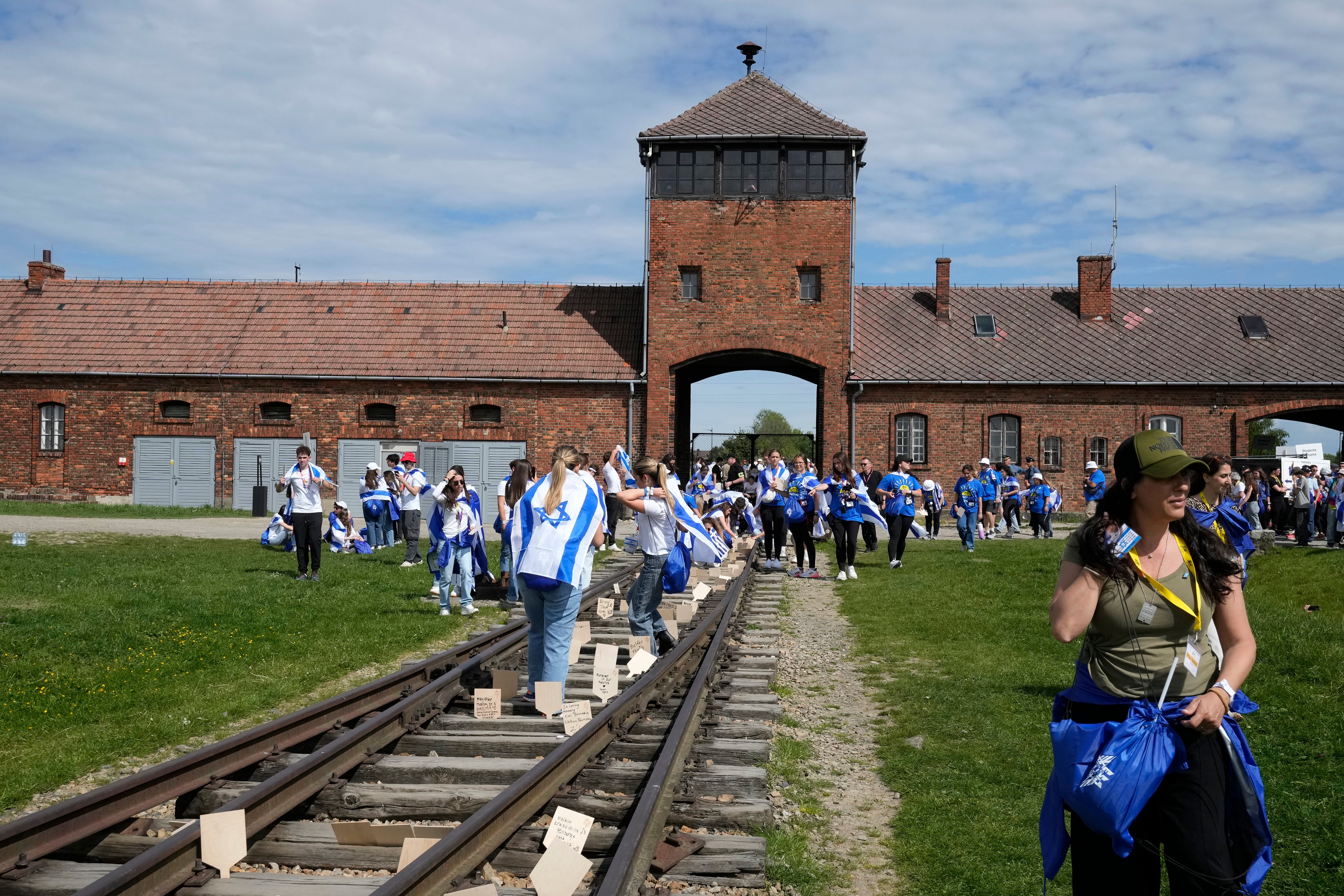 POLONIA HOLOCAUSTO RECORDACION