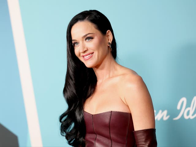 <p>A viral AI-generated image of Katy Perry at the Met Gala has confused fans </p>