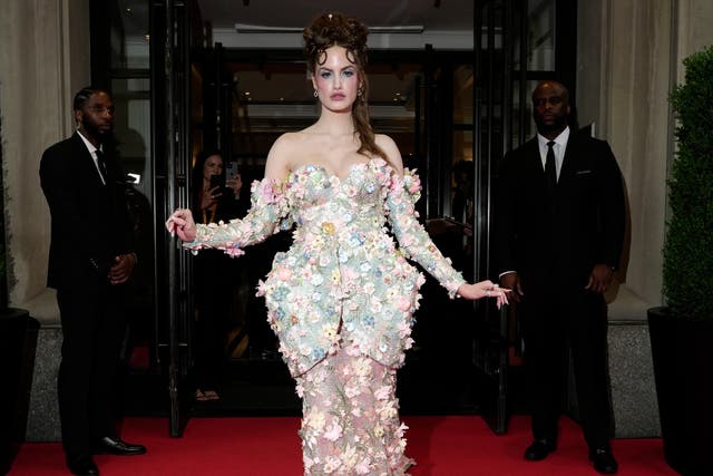 <p>Haley Kalil departs The Mark Hotel for 2024 Met Gala on 6 May 2024 in New York City. </p>