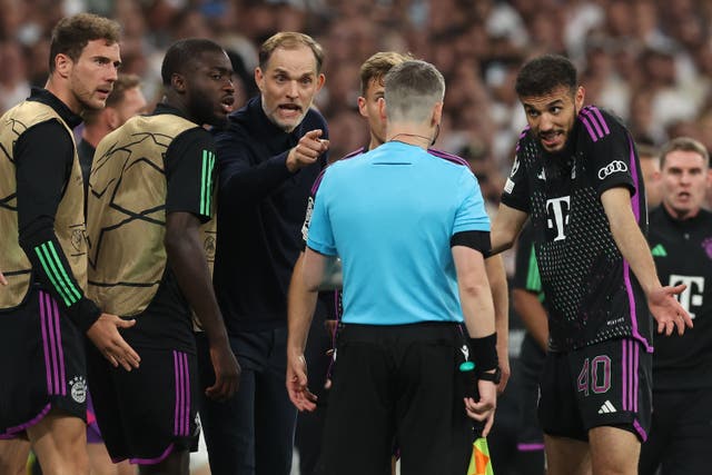<p>Thomas Tuchel confronts the assistant referee over Bayern Munich’s disallowed goal</p>