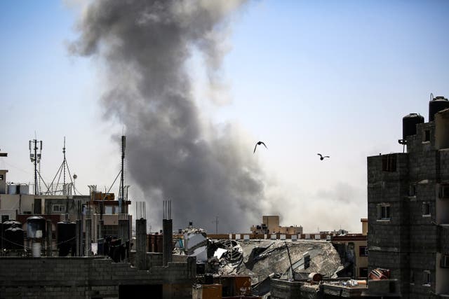 <p>Smoke billows from Israeli strikes in Rafah in the southern Gaza Strip </p>