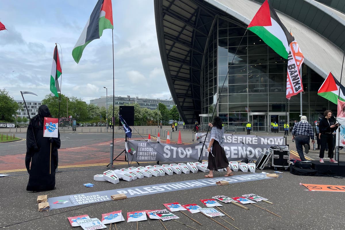 Climate and pro-Palestinian activists target Barclays AGM