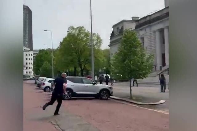 <p>Watch: Convicted drug dealer sprints away from journalist outside court.</p>