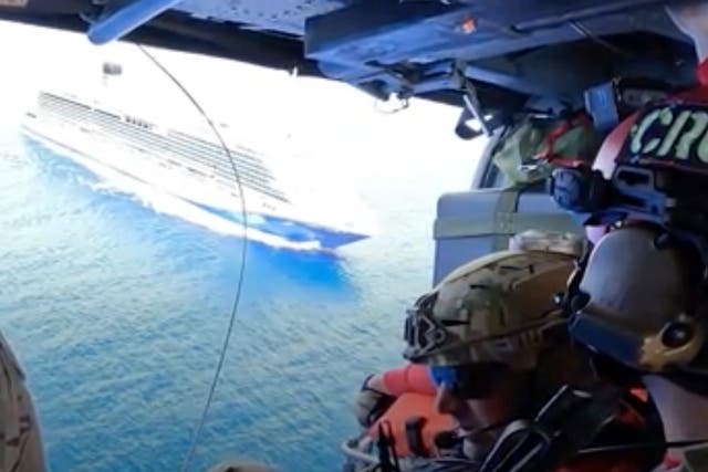 <p>US Air Force rescues critically ill boy from cruise ship</p>