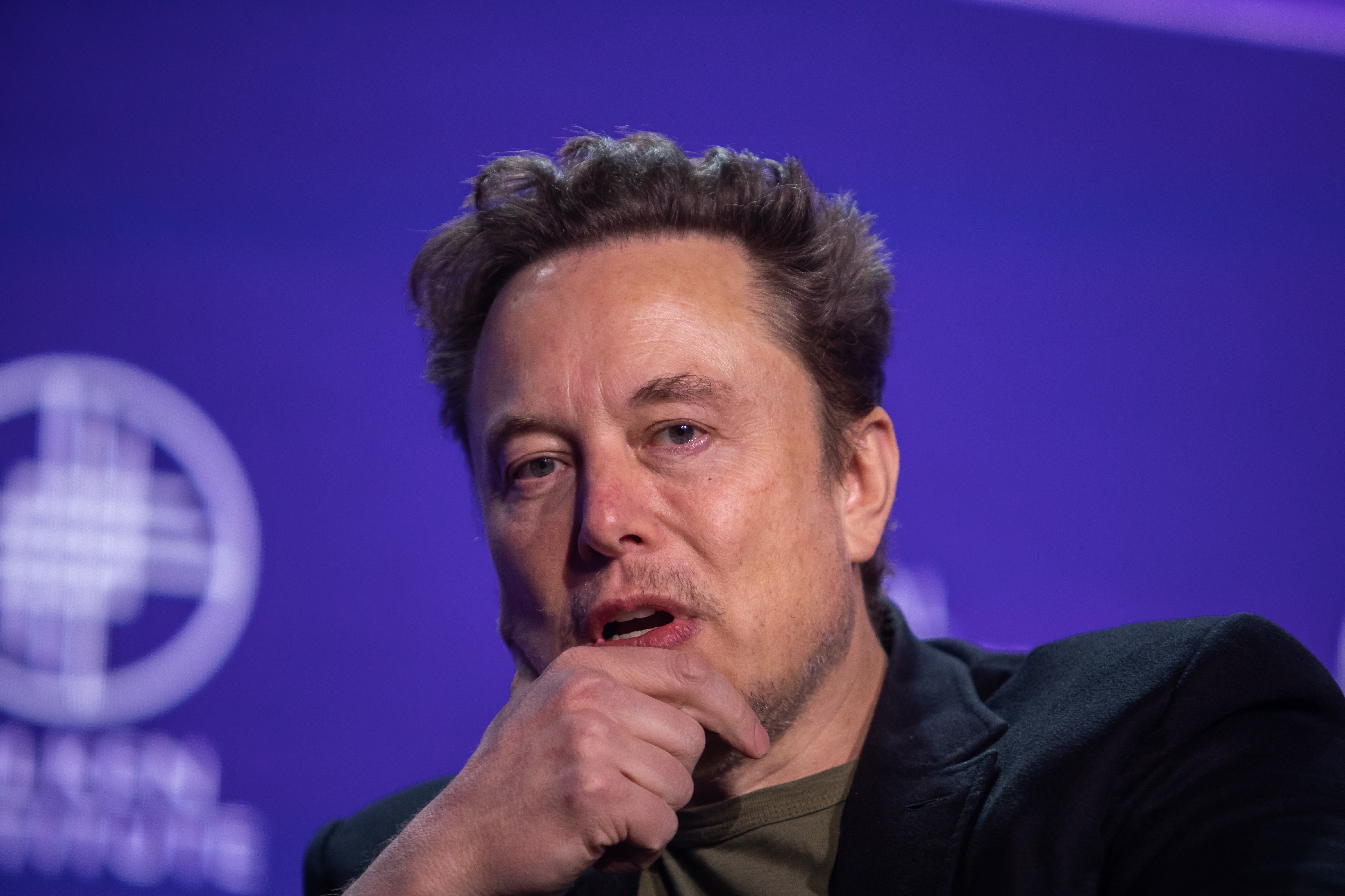 WhatsApp and Meta AI bosses in fight with Elon Musk - Vimarsana News