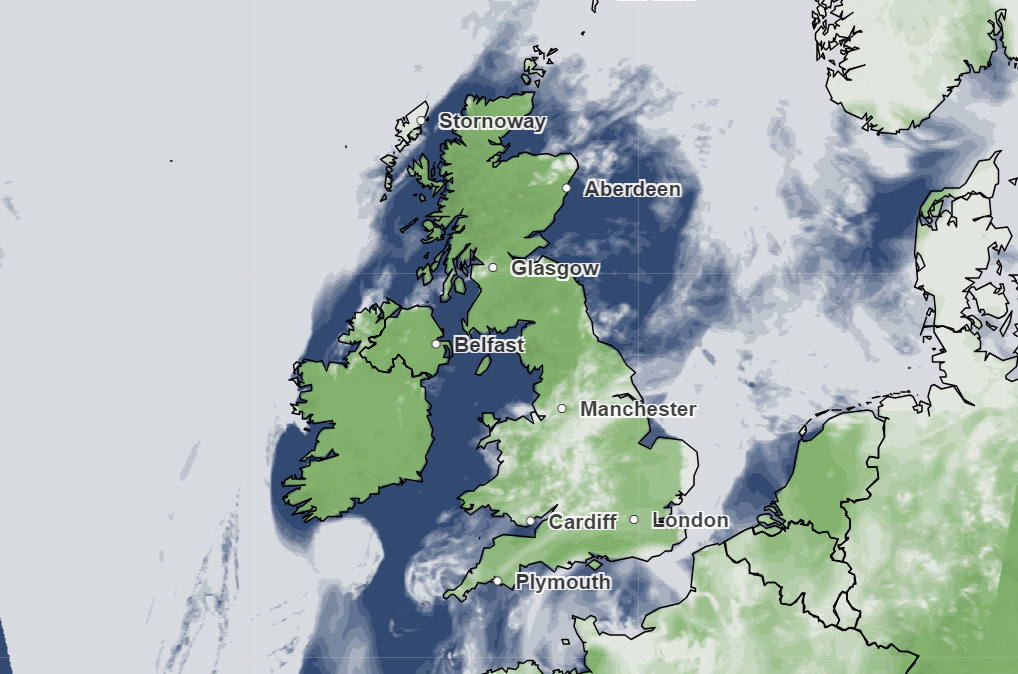 Clear skies are forecast throughout the majority of the UK and Ireland just after sunset at 9pm on 10 May, 2024