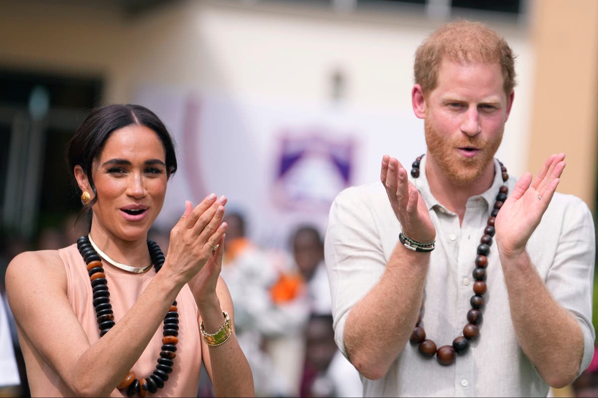 Royal News – Live: Harry and Meghan are mobbed by fans in Nigeria as Prince William gives Kate a new health update