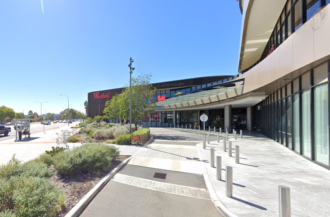 Western Australia Police Force said two men were fighting at Carousel Shopping Centre on Friday afternoon