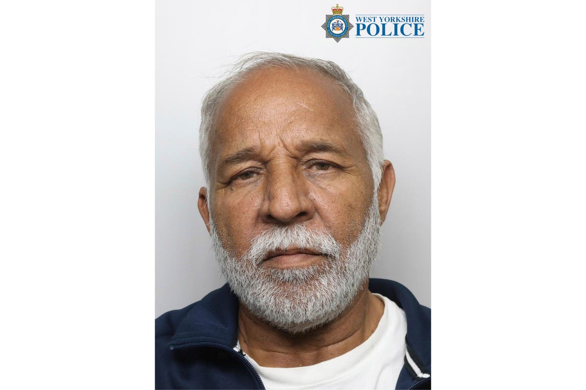 75-year-old 'mastermind' of a 2005 armed robbery that killed a UK police officer sentenced to life