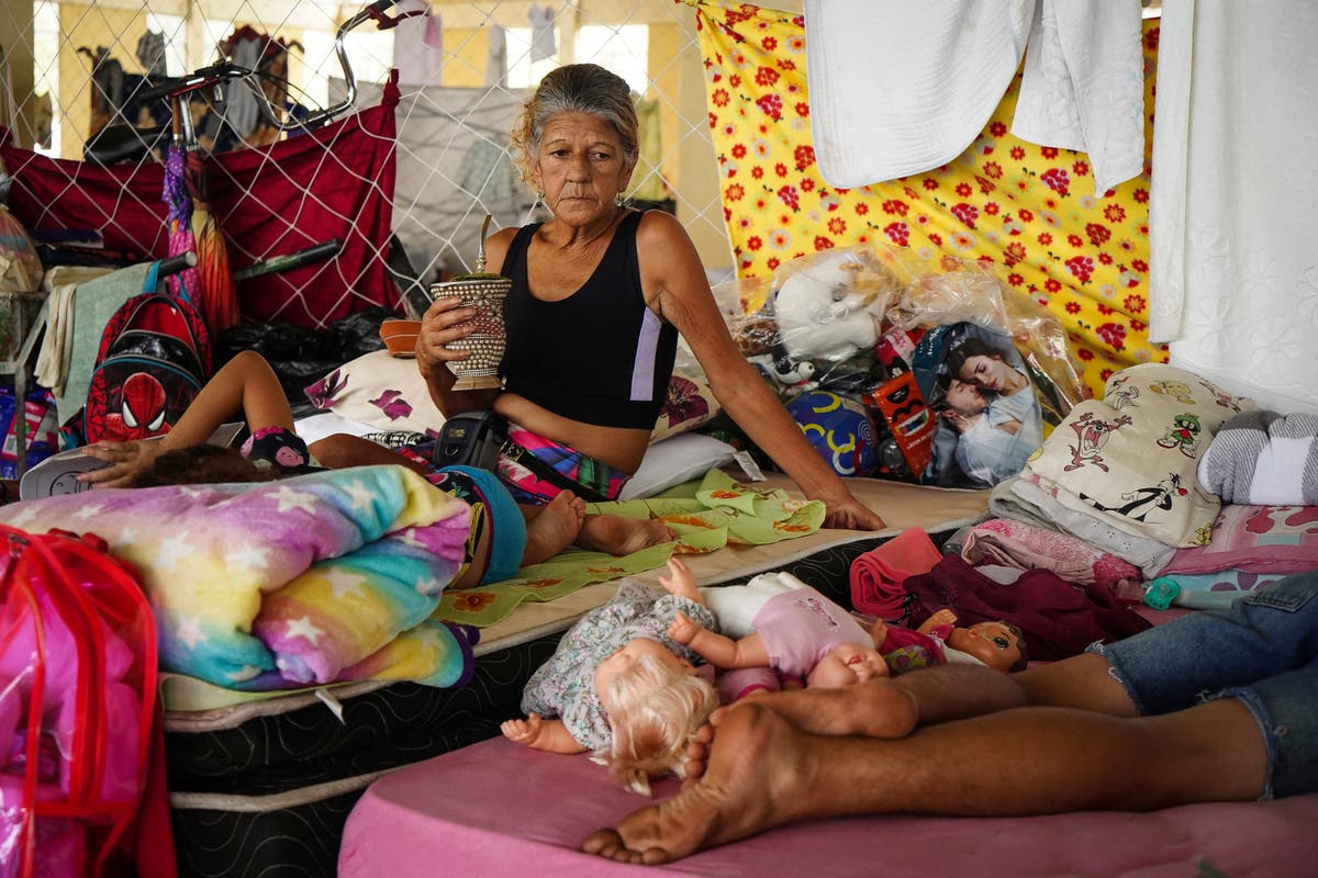 Az árvizek várhatóan súlyosbodnak Brazília déli részén, ahol gyakran csak a szegények maradnak.