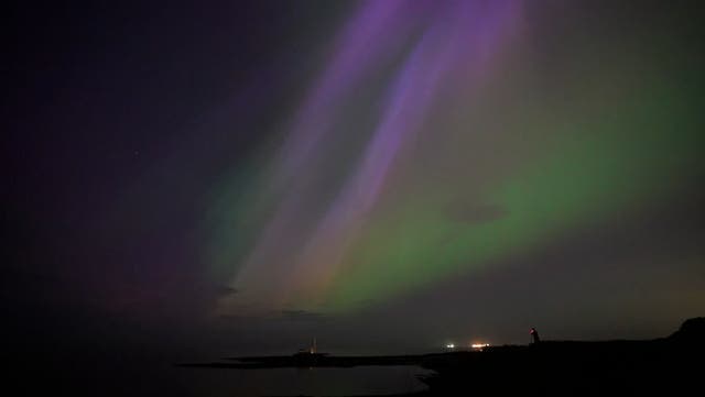 <p>Timelapse video of the Northern Lights over St Mary’s Lighthouse in Whitley Bay.</p>